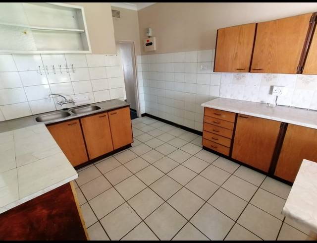 3 BEDROOM HOUSE SOLD IN STILFONTEIN EXT 2